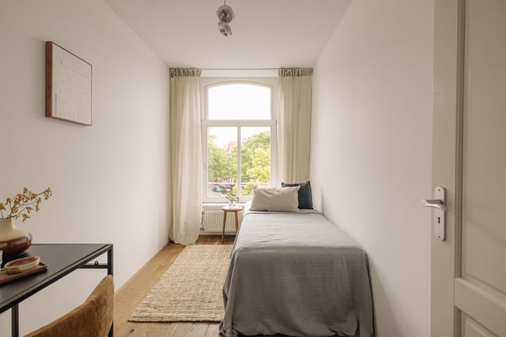 Photo 12 of Marnixstraat 79-C