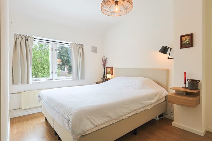 Foto 23 van Resedastraat 80