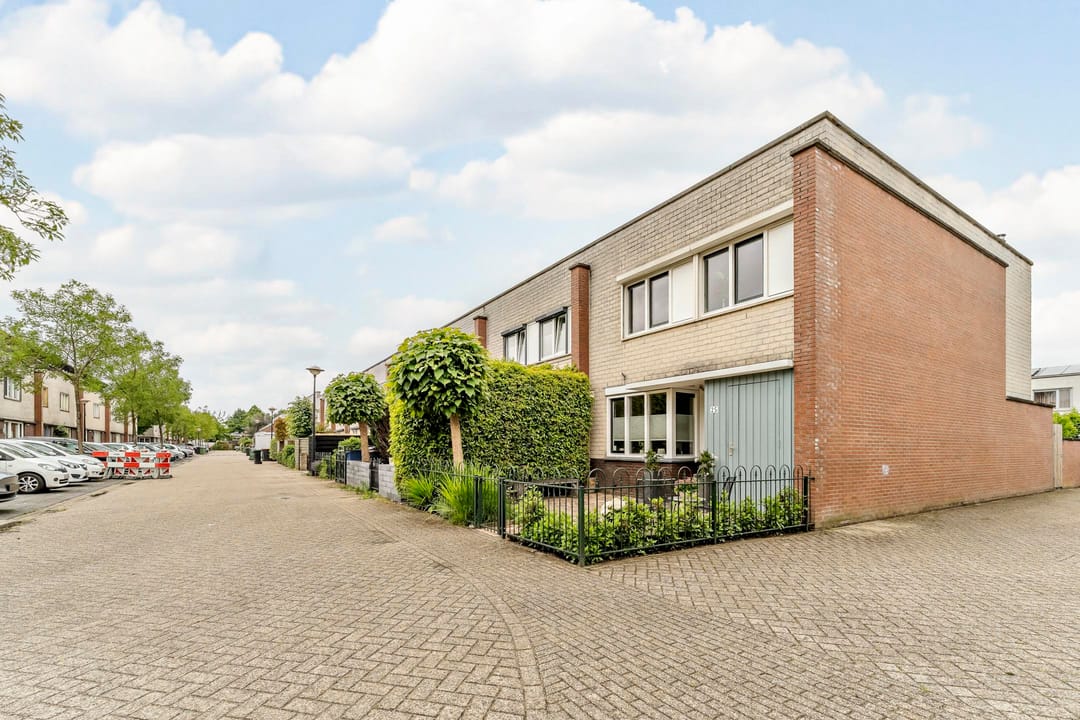 Photo 37 of Waterscheerling 25