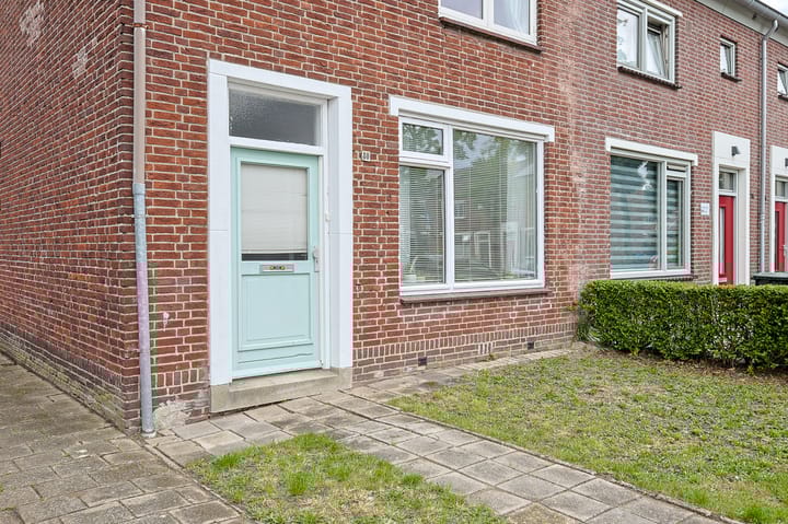 Foto 40 van Resedastraat 80