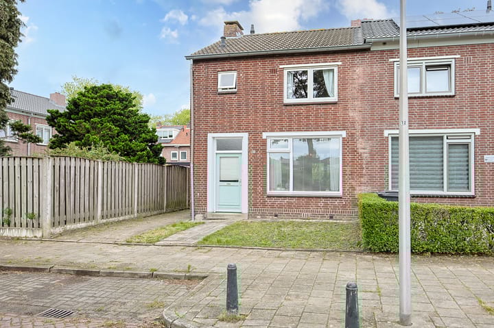 Foto 39 van Resedastraat 80