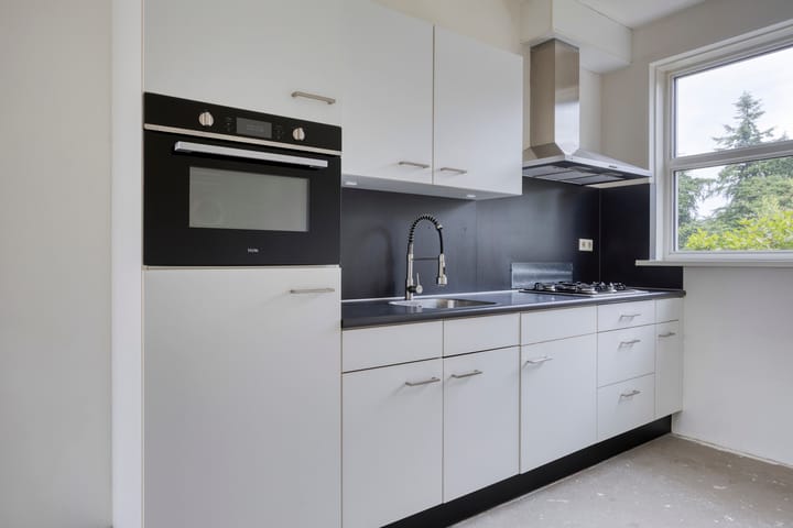 Photo 9 of Dokter van Gelderweg 16