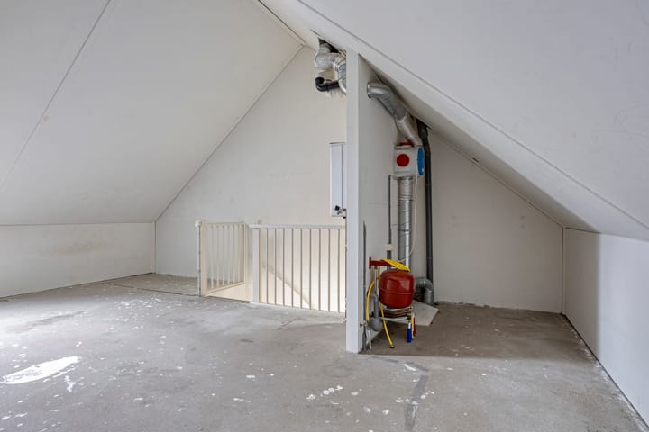 Photo 17 of Dokter van Gelderweg 16