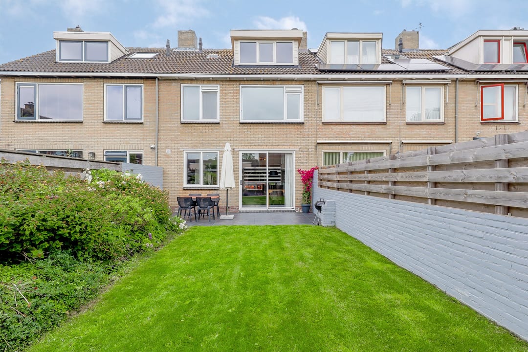 Photo 1 of Burgemeester Elmersstraat 27