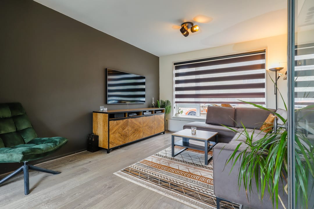 Photo 8 of Burgemeester Elmersstraat 27