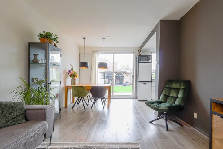 Foto 9 van Burgemeester Elmersstraat 27