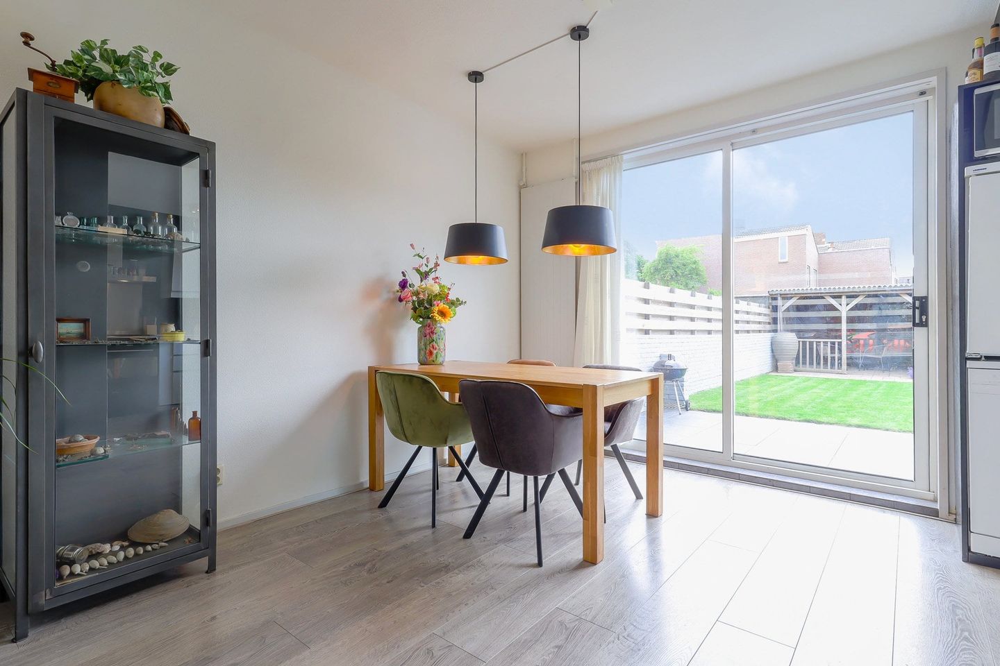 Photo 10 of Burgemeester Elmersstraat 27