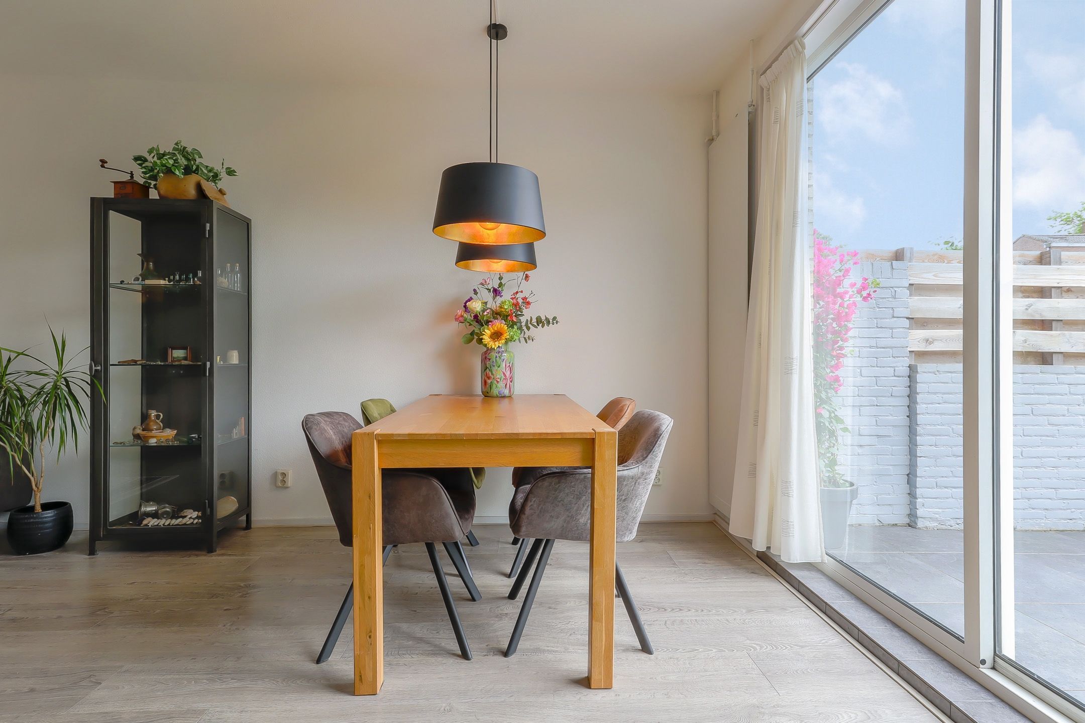 Photo 12 of Burgemeester Elmersstraat 27