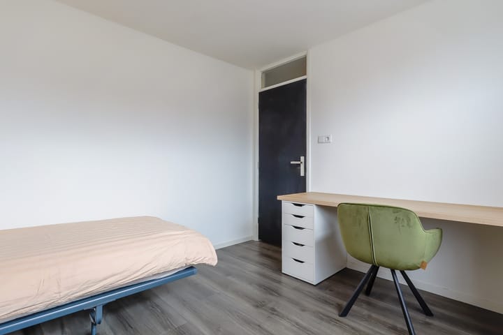 Foto 25 van Burgemeester Elmersstraat 27