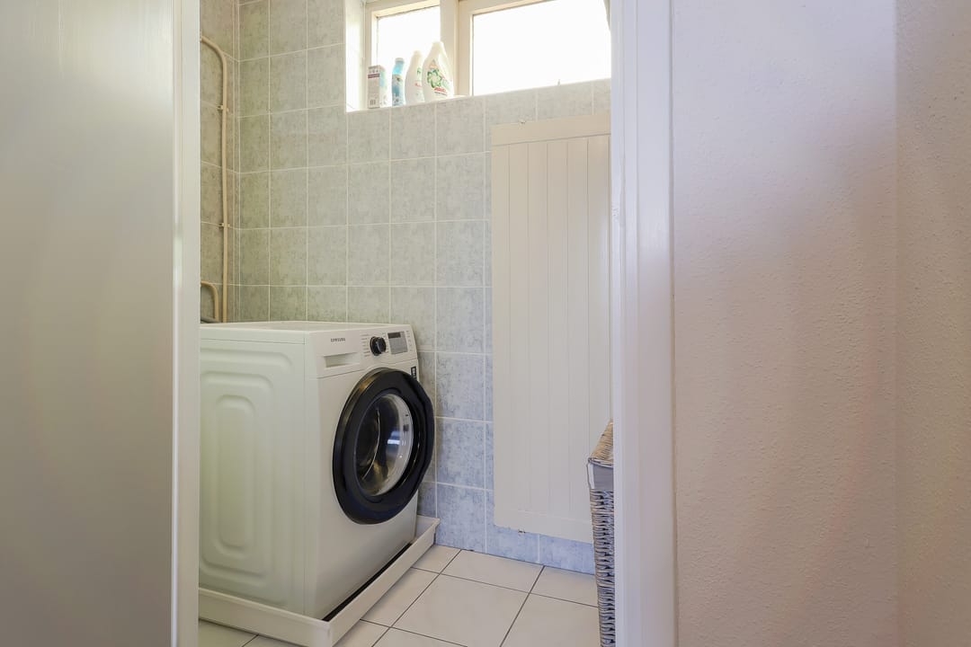 Photo 28 of Burgemeester Elmersstraat 27