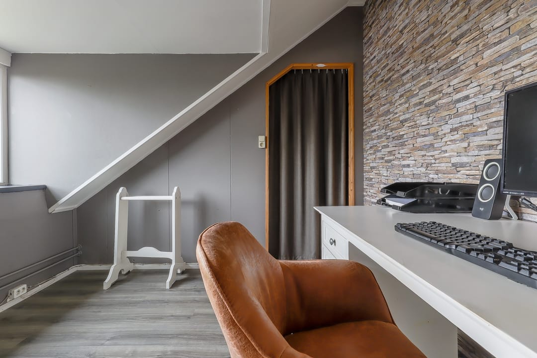 Photo 32 of Burgemeester Elmersstraat 27