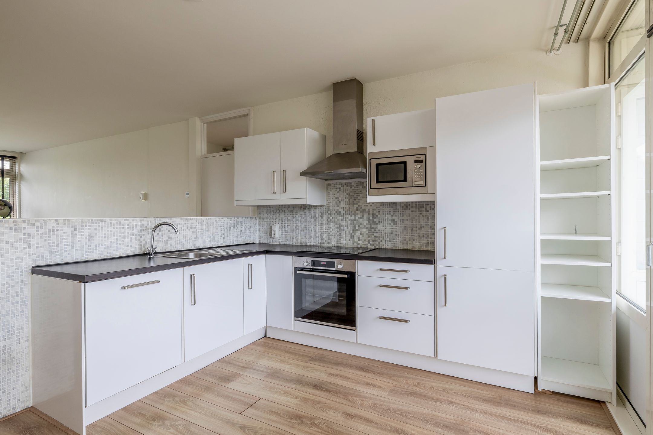 Photo 18 of Nieuwenoord 173