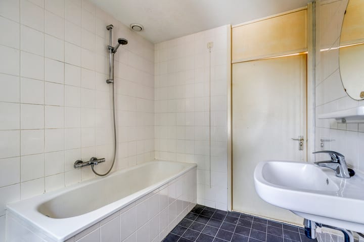 Photo 19 of Schildmeerstraat 39