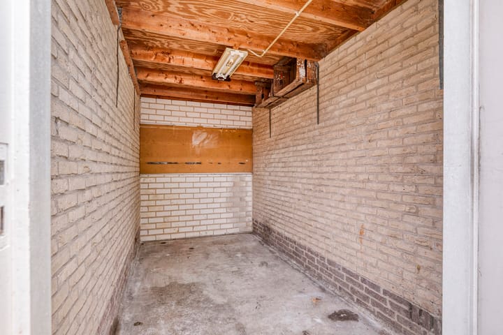 Photo 28 of Schildmeerstraat 39