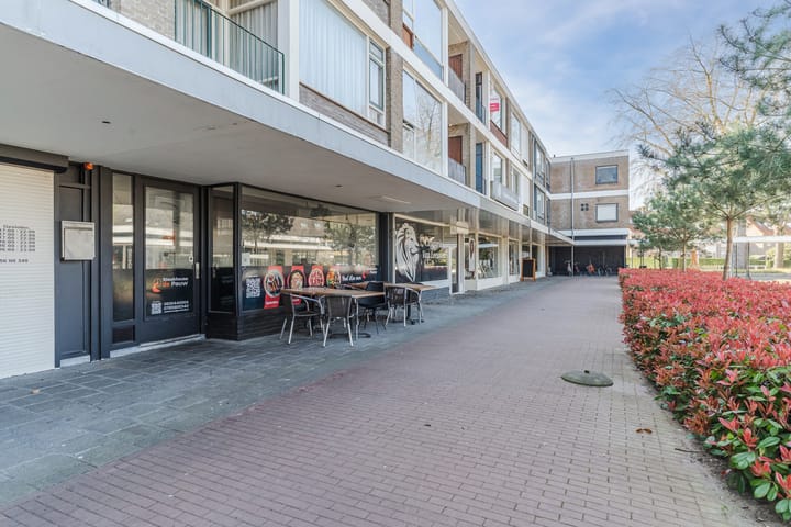 Photo 42 of Waardakker 9