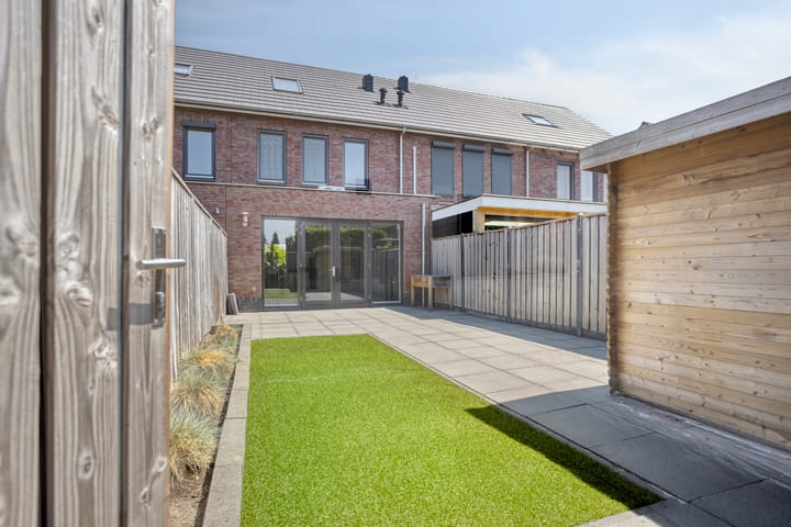 Foto 26 van Aurelia 22