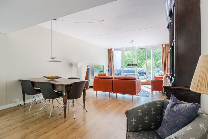 Foto 6 van Doenradestraat 42-D24