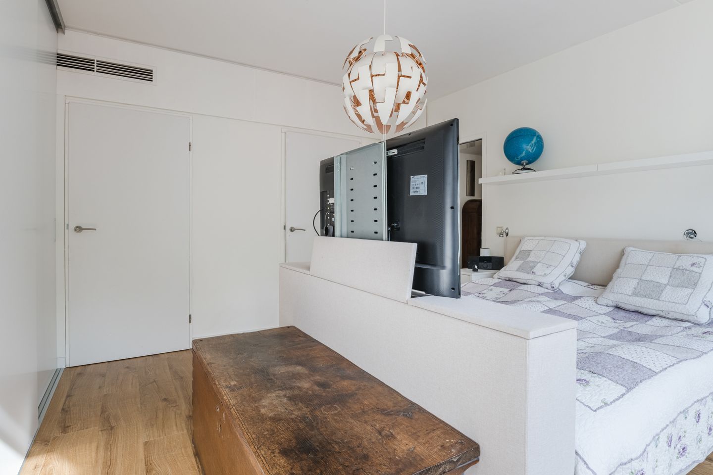 Foto 19 van Doenradestraat 42-D24