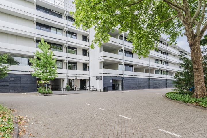 Foto 27 van Doenradestraat 42-D24