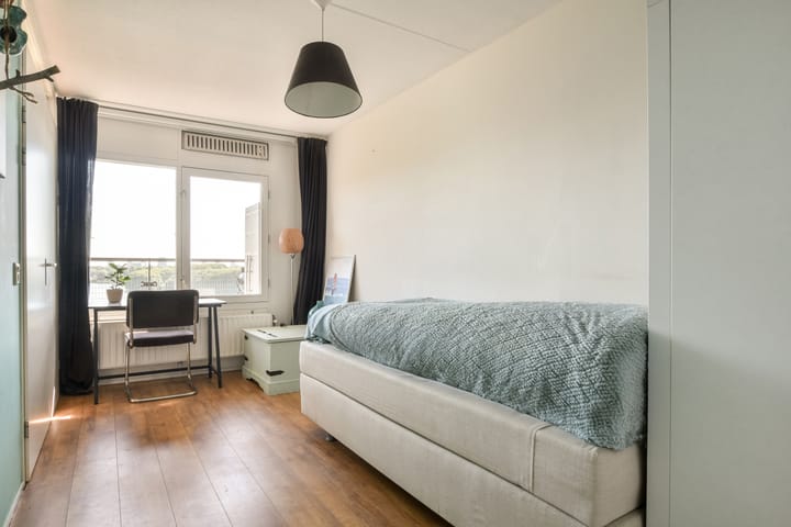 Photo 10 of Osdorpplein 96