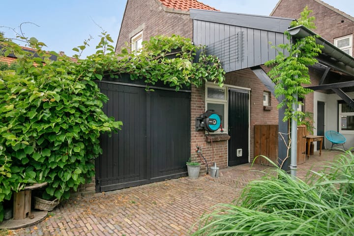 Foto 68 van Baarleseweg 52