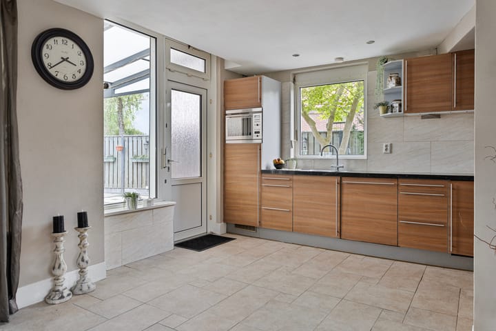 Foto 12 van Voltastraat 2-A