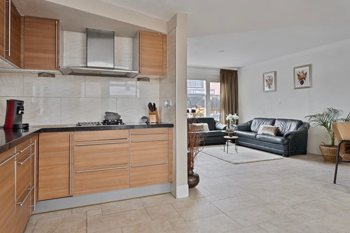 Foto 13 van Voltastraat 2-A