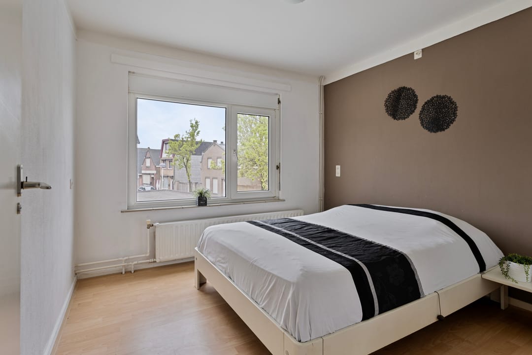 Photo 16 of Voltastraat 2-A