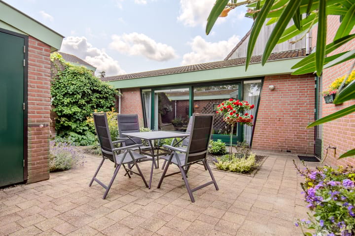 Foto 31 van Fie Carelsenstraat 2