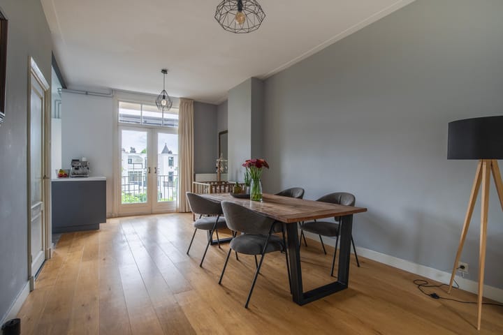 Photo 9 of Alexanderstraat 204