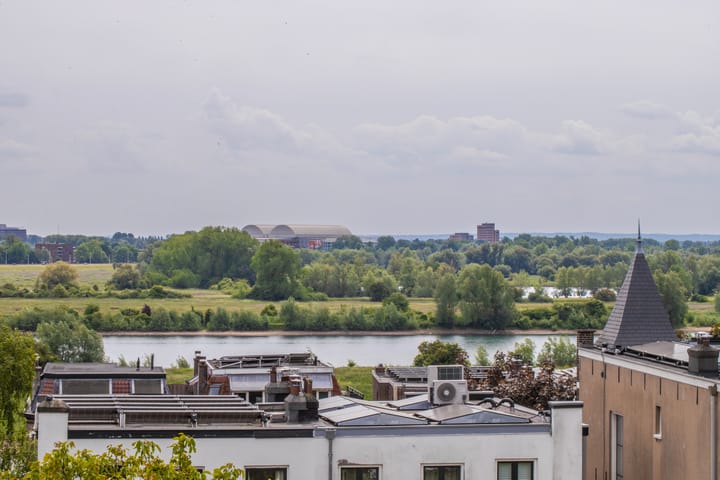 Photo 37 of Alexanderstraat 204