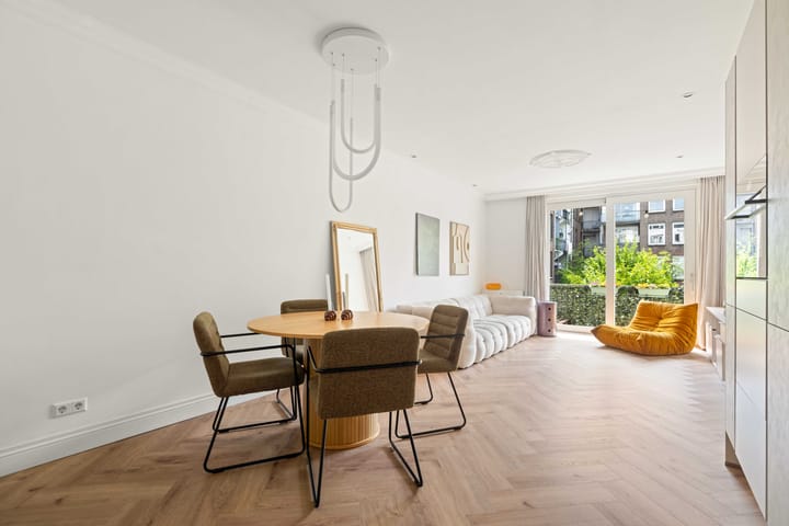 Foto 4 van Jan van Riebeekstraat 5-1