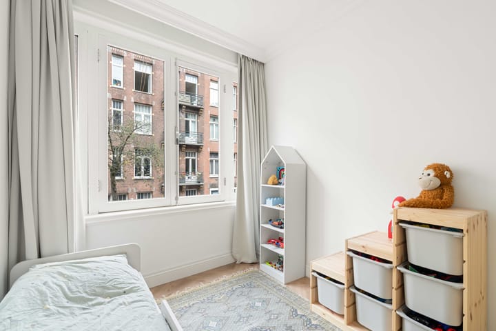 Foto 15 van Jan van Riebeekstraat 5-1