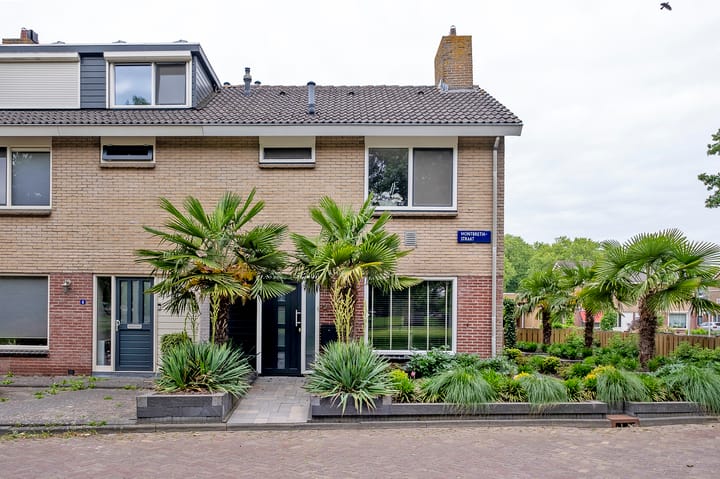 Photo 2 of Montbretiastraat 2