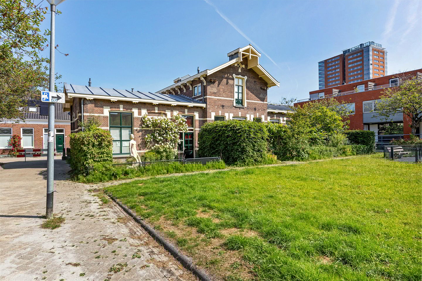 Photo 14 of Wester Badstraat 47