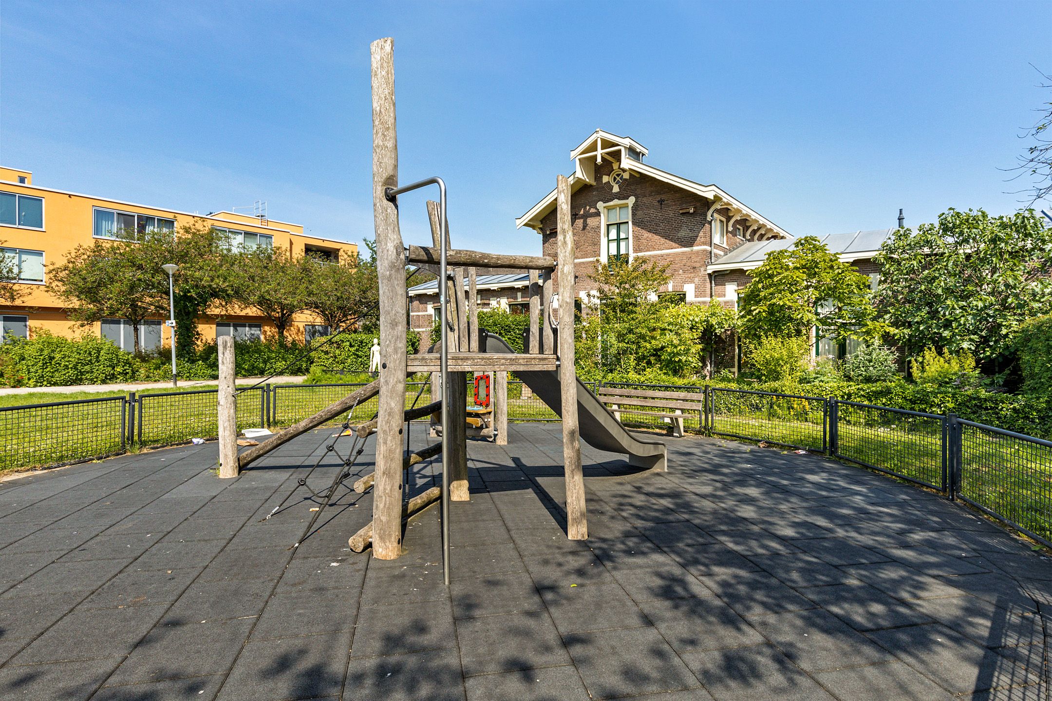 Photo 15 of Wester Badstraat 47