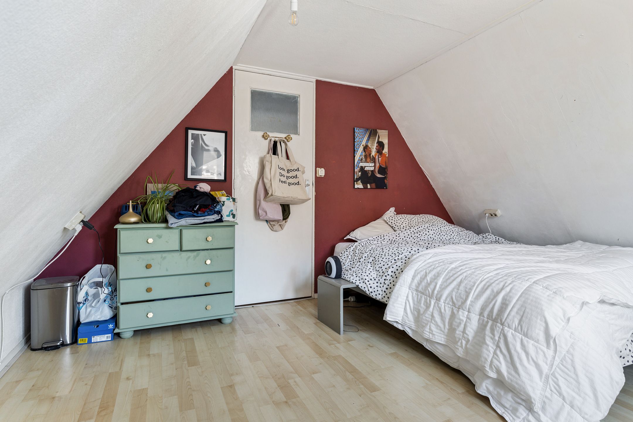 Photo 33 of Wester Badstraat 47