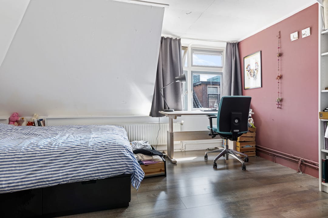 Photo 37 of Wester Badstraat 47