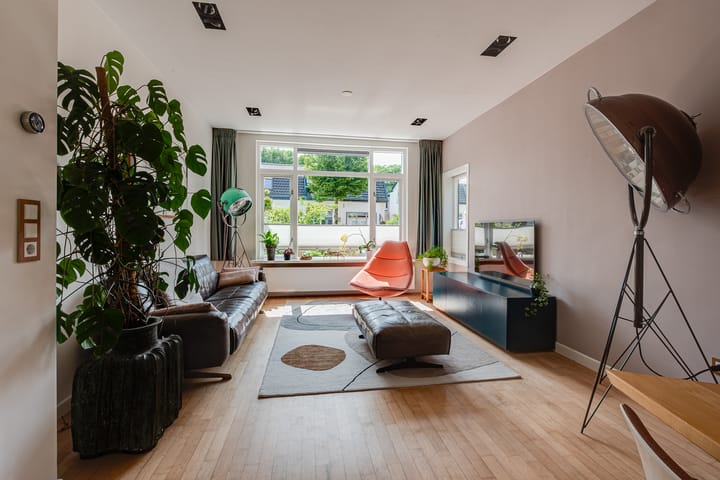 Photo 8 of Oosterstraat 13