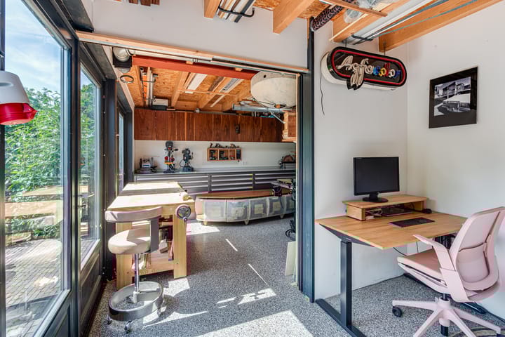 Photo 32 of Oosterstraat 13