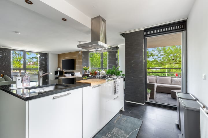 Foto 7 van Fluweelboomlaan 11