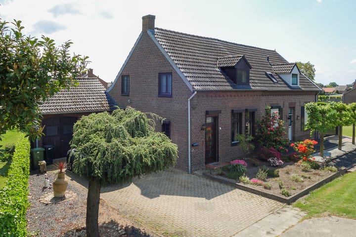 Photo 3 of Napoleonsweg 17