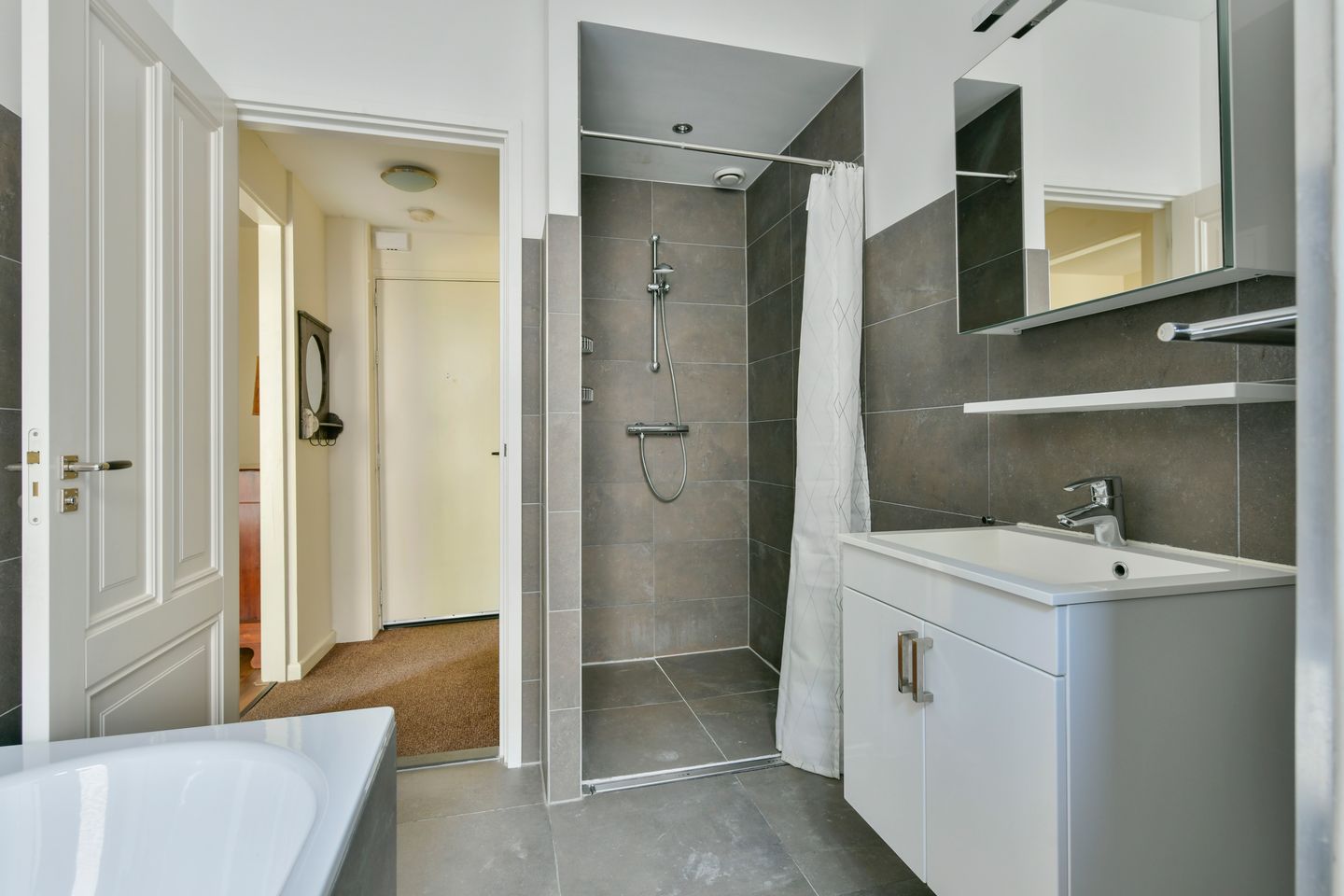 Photo 14 of Nicolaas Beetsstraat 140-H