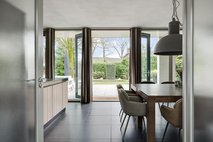 Foto 12 van Dennenlaan 3