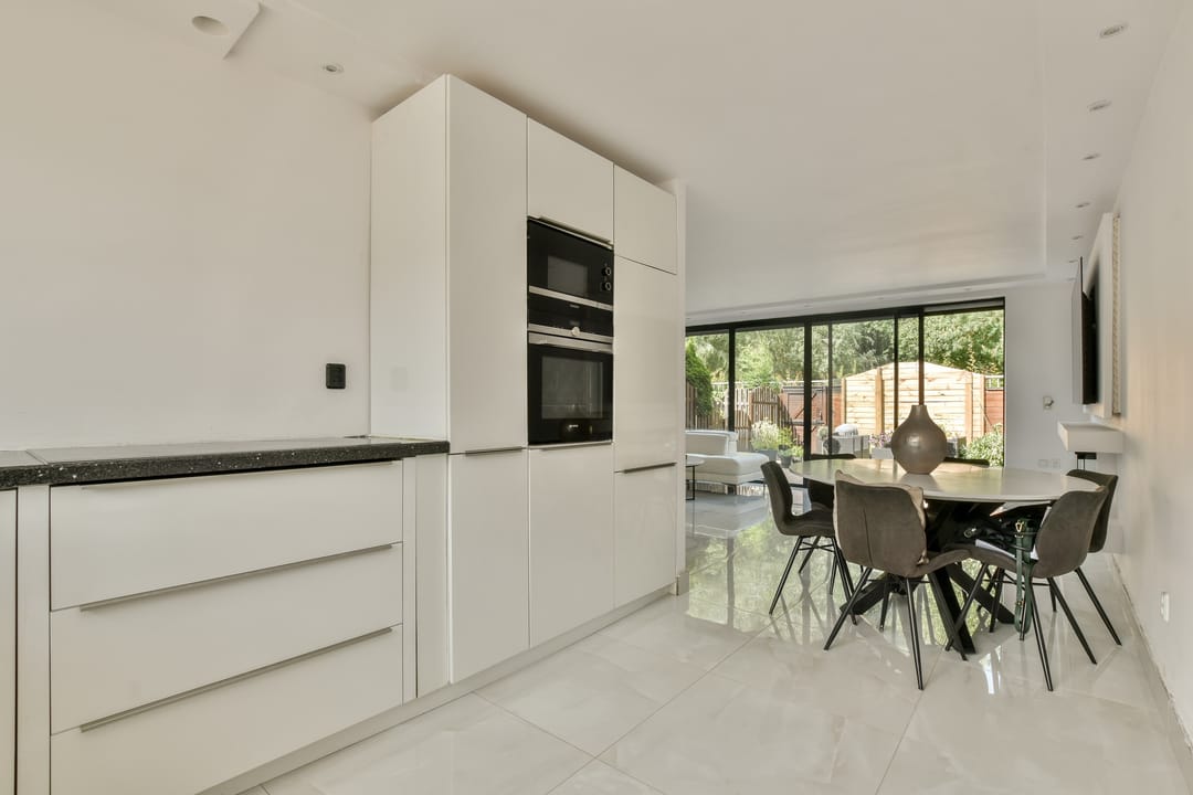 Foto 11 van Plevier 93