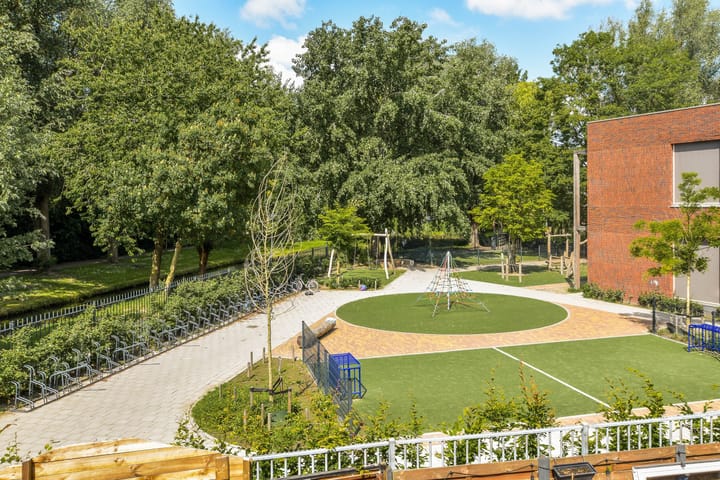 Foto 30 van Plevier 93