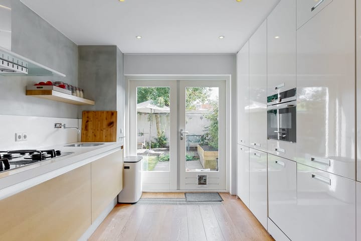 Foto 2 van Mr. G. Groen van Prinstererlaan 79