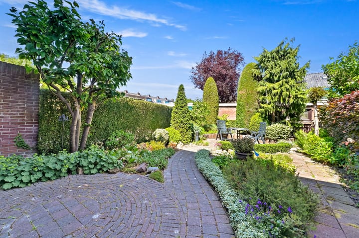 Foto 15 van Lijsterlaan 84