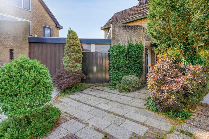 Photo 39 of Rondo 52