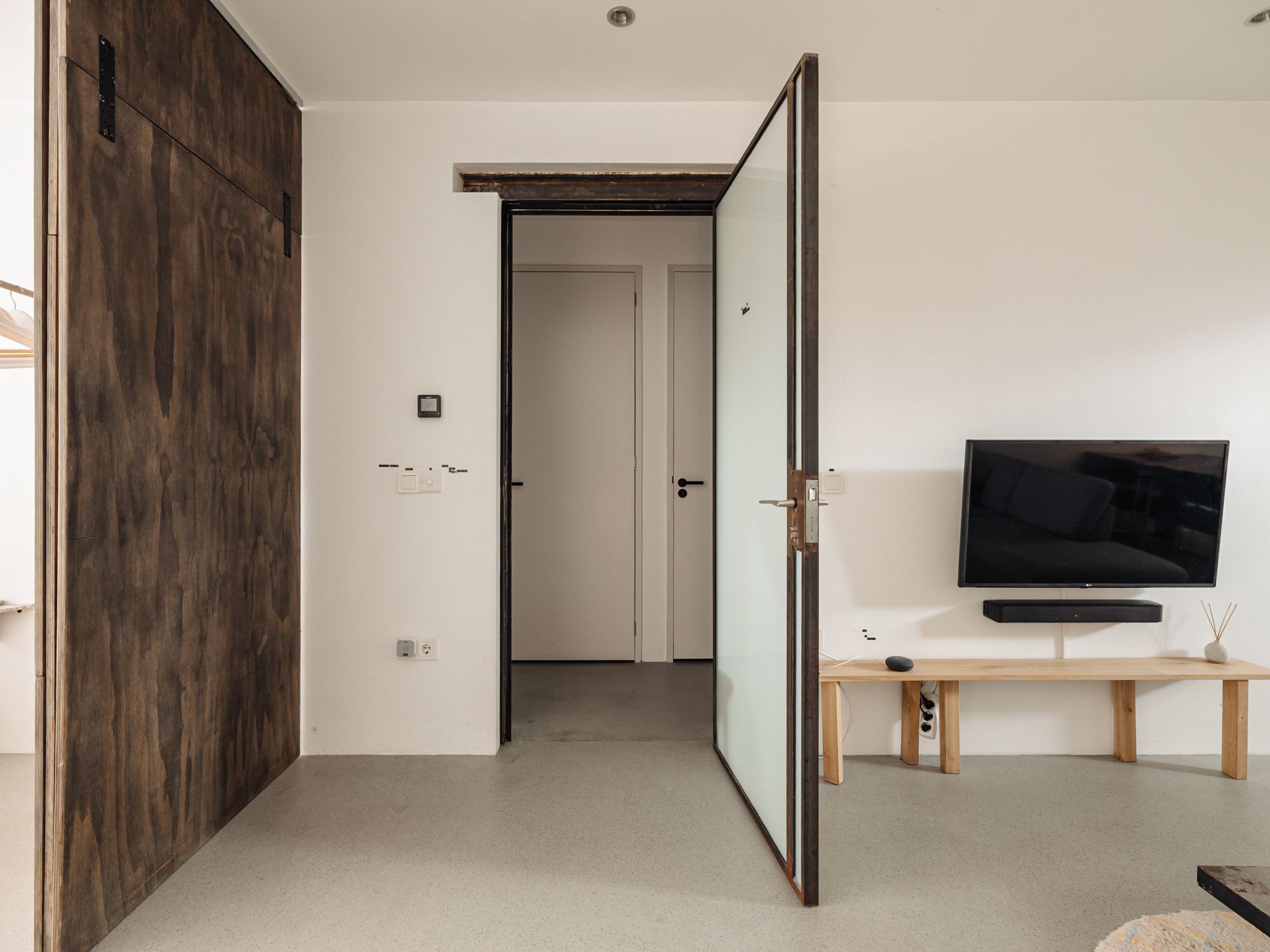 Photo 36 of 2e Middellandstraat 16